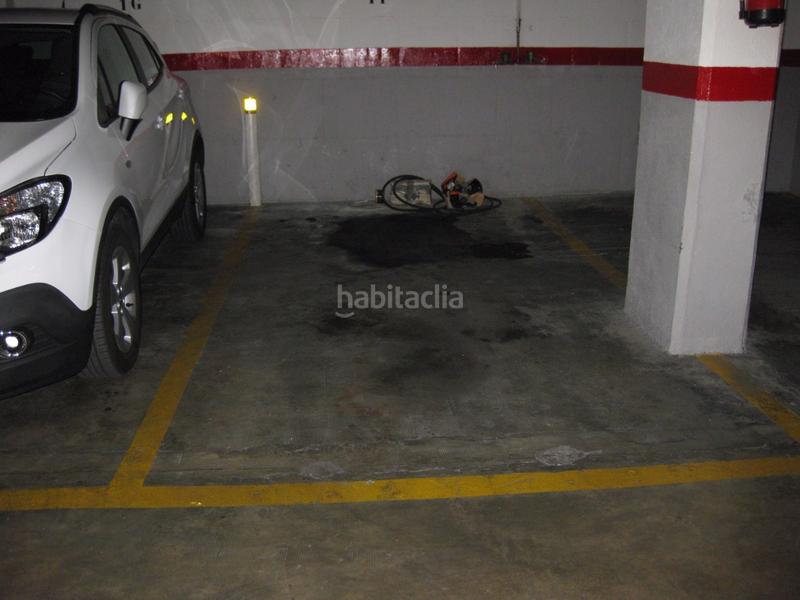 Foto e7675b26-aca0-40fd-9d2c-3d7a1a3f480f. Car parking in Dehesa Vieja-Puente Cultural San Sebastián de los Reyes