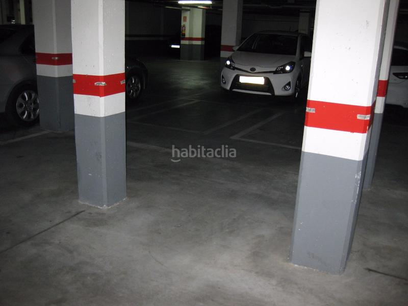 Foto ec5141b1-5700-42ba-b2f8-42a07ebecdd6. Car parking in Dehesa Vieja-Puente Cultural San Sebastián de los Reyes