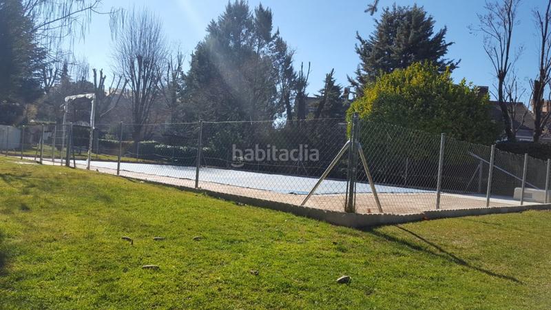 Foto 31a1a2e5-10c8-47ee-95e4-cdbaab1614c3. Reihenhaus mit heizung parking pool in el soto de La Moraleja La Moraleja