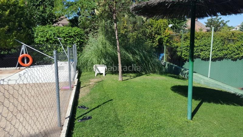Foto 77a4f540-e9f4-47d1-ac68-474684da8917. Reihenhaus mit heizung parking pool in el soto de La Moraleja La Moraleja