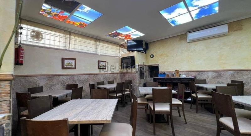 Foto 2d319bfb-cf4f-4c8f-b2cc-c2429563ab27. Local comercial a Salvador Madrid