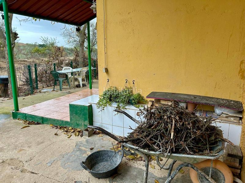 Foto ec1c9569-9fc5-4e1c-ac0a-e7d75467041a. Casa amb calefacció aparcament a Cobeña