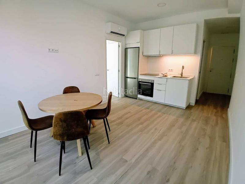 Foto 09479d6d-e322-4d28-8c9e-5bbbf22c1981. Miete erdgeschoss mit heizung parking in Dehesa Vieja-Puente Cultural San Sebastián de los Reyes