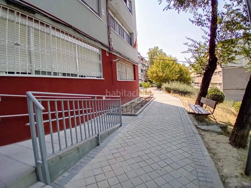 Foto f63f2ab1-eddc-418d-940d-095567dac097. Piso amplio piso de tres habitaciones en excelente ubicación en Madrid