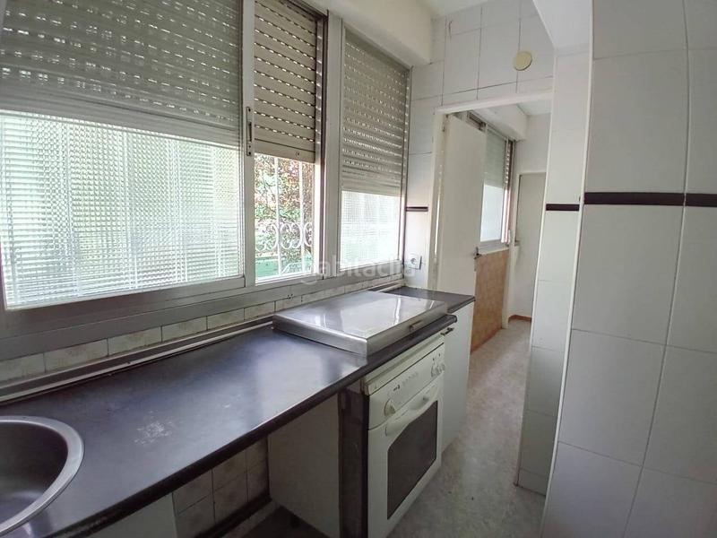 Foto f8e792f8-9eba-4879-8937-f98873dea10d. Piso amplio piso de tres habitaciones en excelente ubicación en Madrid