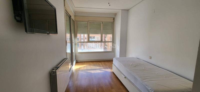 Foto ea06899e-5e59-4df4-b83e-d284945f28c0. Appartamento con riscaldamento parcheggio piscina in La Moraleja