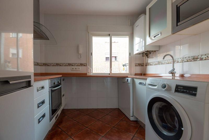 Foto ab01c173-d95a-4e5b-ae60-dcf471924527. Etagenwohnung mit heizung in Valdezarza Madrid