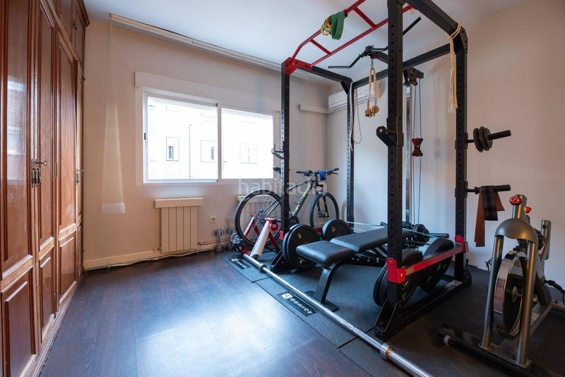 Foto b8c02c17-0bcb-4fc3-9449-0c5cac46414b. Etagenwohnung mit heizung in Valdezarza Madrid