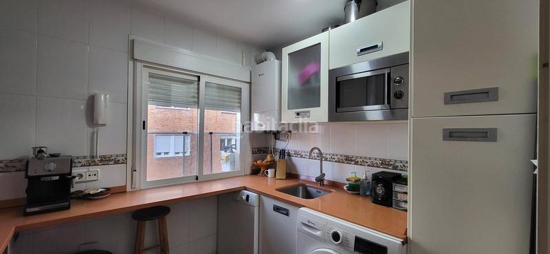 Foto fd59e2ae-b5ab-48e0-abc3-d8e44003c1b1. Etagenwohnung mit heizung in Valdezarza Madrid