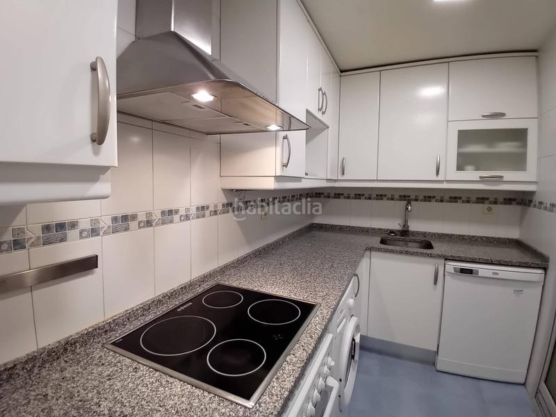 Foto cc135438-dc6c-44f5-b333-9c936bf4f640. Affitto appartamento con riscaldamento parcheggio piscina in Madrid