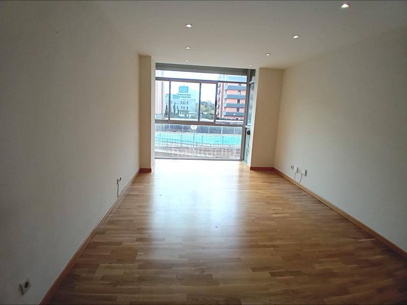 Foto 0bb41748-f0a8-477d-88a2-1cf82f6b494c. Location appartement avec chauffage parking piscine dans Madrid