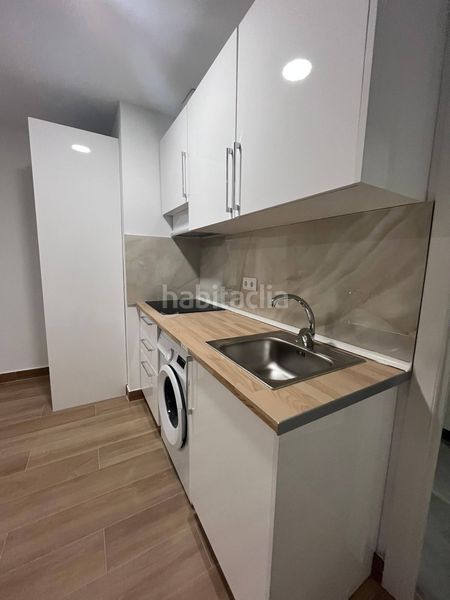 Foto a9b9ddc9-1f6b-46a1-b2bf-325153500b60. Estudi a Centro Alcobendas