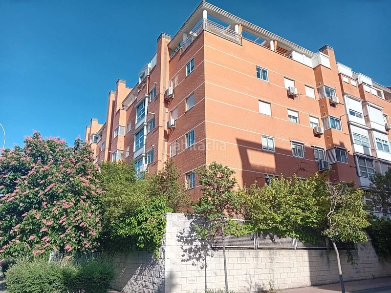 Foto 450a9a22-ede5-4caa-9f12-d323a8132538. Pis amb calefacció aparcament piscina a Las Tablas Madrid