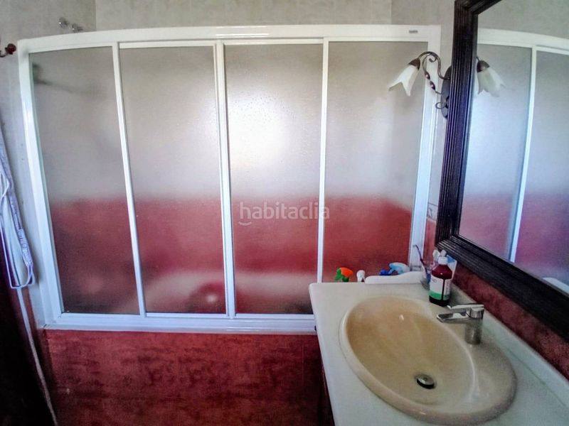 Foto 8845c381-f74a-457a-83a5-9a0e4c5ffce4. Casa adossada a Pedrezuela