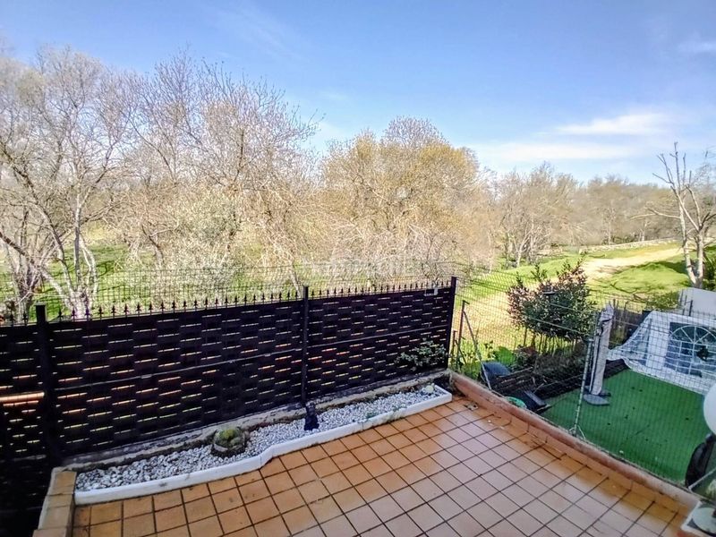 Foto edca7cb7-1e2a-4bd2-86b9-533663caca67. Casa adossada a Pedrezuela