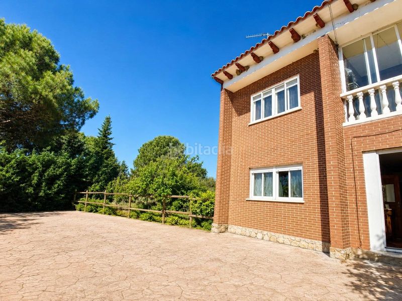 Foto c634155b-2e24-4c7f-a888-e3db1e8b9856. Chalet  independiente en Pedrezuela
