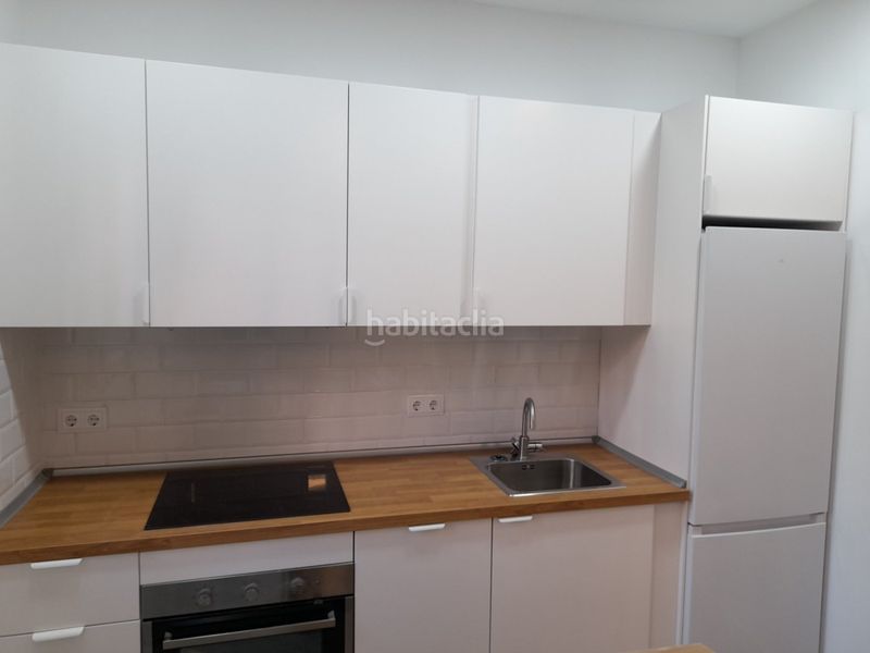 Foto ce8cfeba-7de2-4838-a201-729288ddf67c. Rent flat with heating in Concepción Madrid