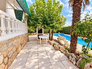 Chalet à Torrejón del Rey. Espectacular chalet en torrejón del rey, guadalajara