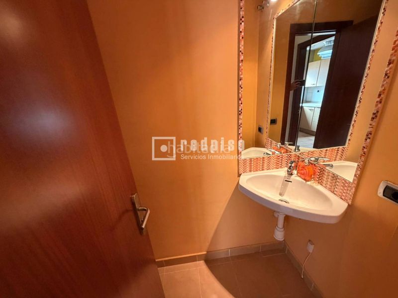 Foto d74351fb-298b-4947-b03b-d0d2d9278f80. Dúplex amb aparcament piscina a La Quinta Santa Úrsula