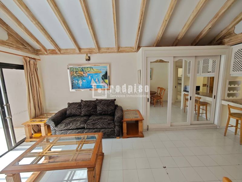 Foto 13b21f0b-8a1c-49dc-b347-19a2bd9ac78f. Apartament amb calefacció a costa Teguise Teguise