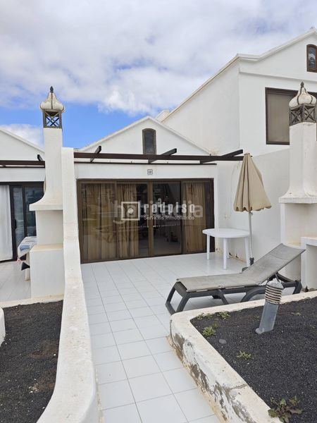 Foto 27d190ca-0745-45b6-b538-eeda823d9f74. Apartament amb calefacció a costa Teguise Teguise