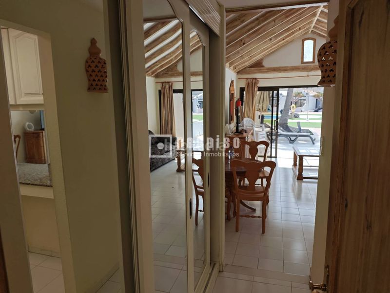 Foto c711b495-2e8d-402f-89f8-da8d98344f71. Apartament amb calefacció a costa Teguise Teguise
