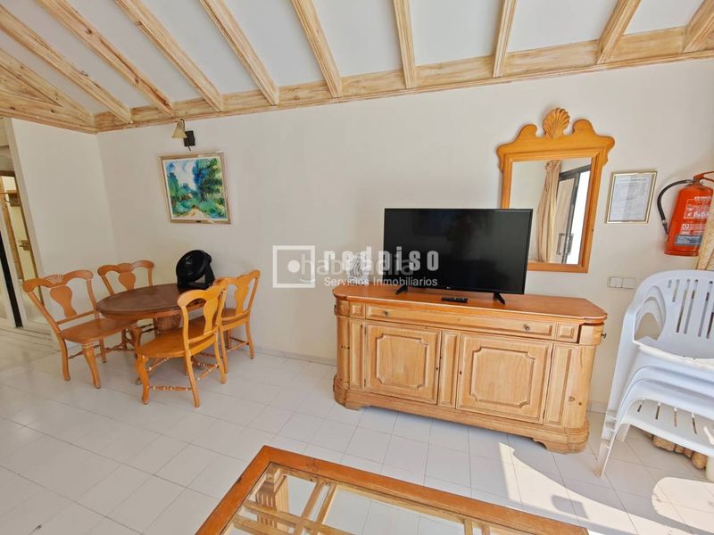 Foto cb8779f7-b8ce-4d04-9043-80414248a602. Apartament amb calefacció a costa Teguise Teguise