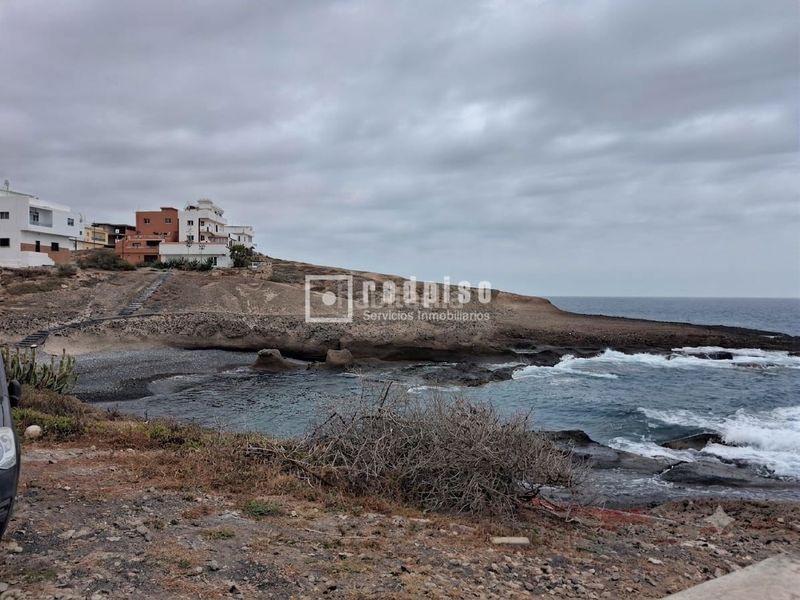 Foto d39516a4-1d0f-4ccb-bdff-56e09bd82365. Casa amb calefacció a Arico