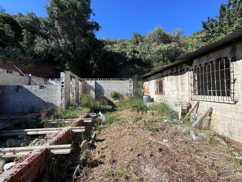 Foto 9a52e49e-c855-4ca8-b2f3-659c67ffc990. Masia amb piscina a Olías Málaga