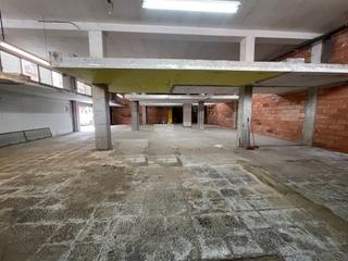 Lloguer Local Comercial a Carrer del doctor fleming 13. Ref. 673 local en alquiler - balaguer (lleida)