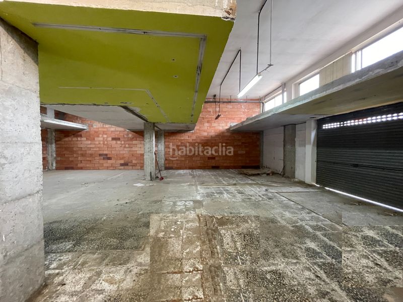 Foto 76529b98-7ee3-4ab6-954a-ebbd0c92660e. Lloguer local comercial a carrer del doctor fleming 13 a Balaguer