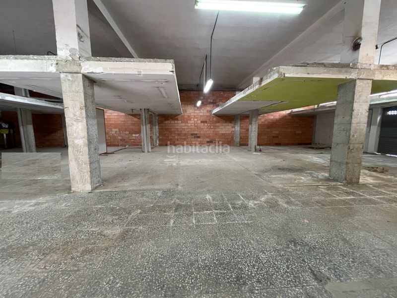 Foto a2479a86-1b84-499e-b7df-b57f4ac7b9dc. Lloguer local comercial a carrer del doctor fleming 13 a Balaguer