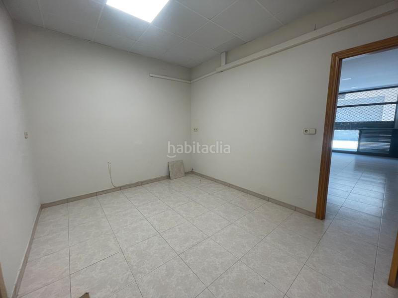 Foto f7948fbf-2ff7-4117-9014-deaaf6c29f62. Lloguer local comercial a Balaguer