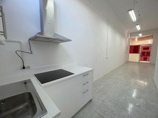 Miete Geschäftsraum in Carrer de barcelona 53. Ref. 729 local en alquiler - balaguer (lleida)