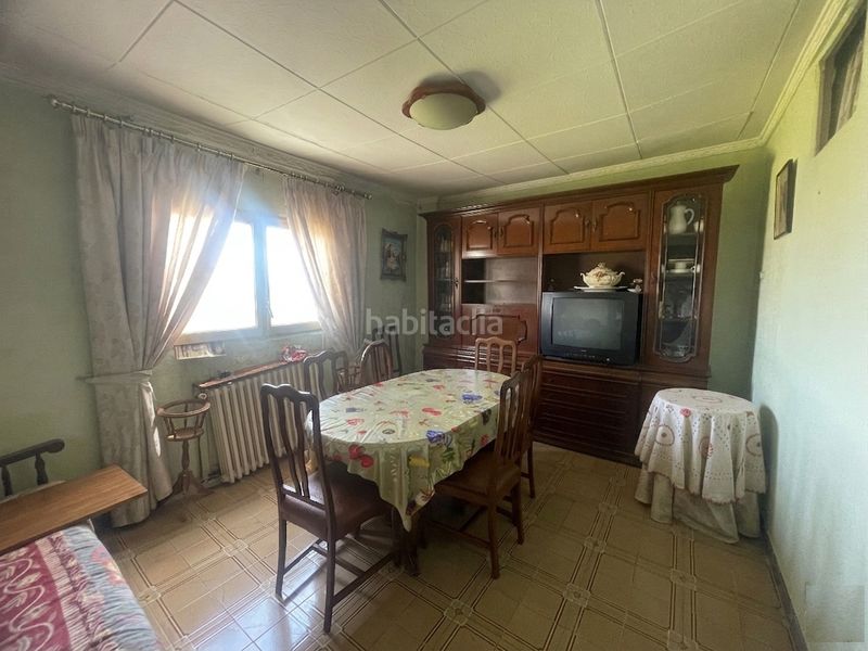 Foto 065a10d8-b35c-434f-9a87-0c76d3a1e5df. Casa a carrer número 3 15 a Balaguer