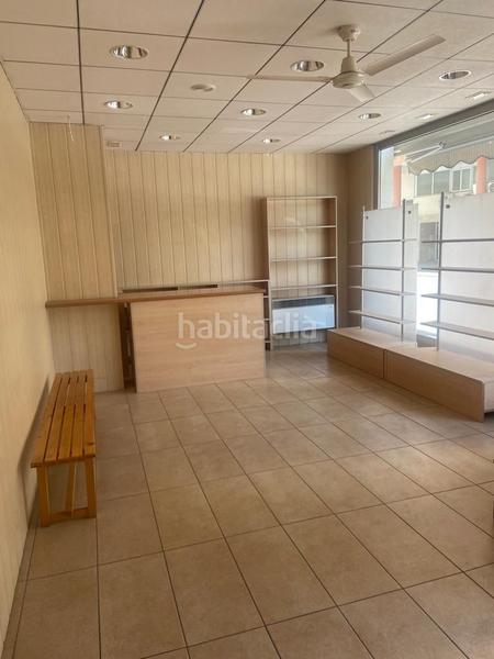 Foto 15bceeaa-a441-429c-8caf-5da3dcd17c3c. Lloguer local comercial amb calefacció a Balaguer