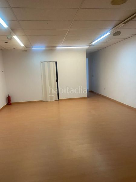 Foto d780fdc9-aa28-4d0c-b082-57b3dde44ea0. Lloguer local comercial amb calefacció a Balaguer