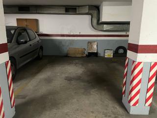 Aparcament cotxe a Carrer del general weyler 136. Parking cerca de pep ventura