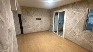 Appartamento in Carrer del cid campeador 10. Piso con patio de 15 m2