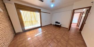 Etagenwohnung  Carrer de gaietà vínzia. Piso de tres habitaciones con ascensor en mollet