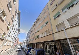 Appartement à Carrer de borrell 16. Piso de 3 habitaciones con balcón en mollet