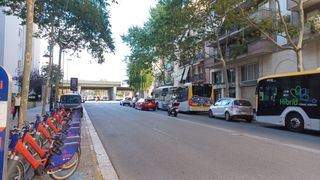 Attique  Avinguda de martí pujol. Atico duplex con terraza y parking en centro badalona