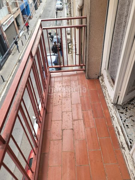 Foto 560f5efb-3b64-4e51-b6c5-8a1dafc9c3ac. House with heating parking in Progrés - Pep Ventura Badalona