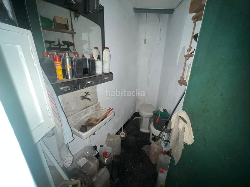 Foto f1d4812d-f44d-4aee-802d-04a7967f469f. Local comercial almacén en Príncep de Viana-Clot-Xalets Humbert Torres Lleida