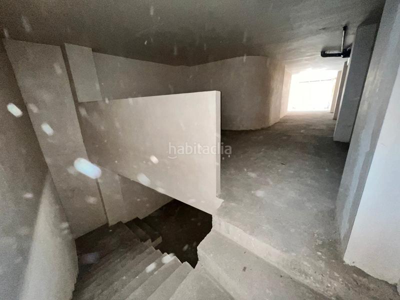 Foto de3bdfea-ee48-4ff5-ae3f-bfbf4195e070. Local comercial a Cappont Lleida