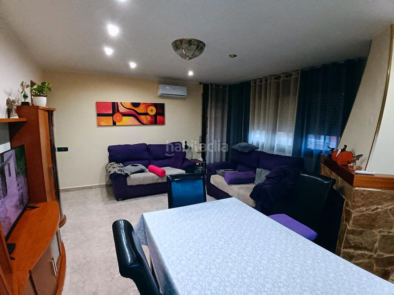 Foto 5f76838b-80c1-4386-bb51-11227d7fe7c9. Pis amb xemeneia calefacció a La Bordeta Lleida