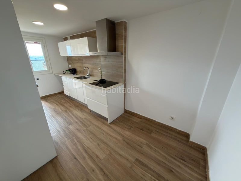 Foto 3ea1a7ec-dcf0-4144-b96c-2c54ff582a51. Pis amb calefacció a Instituts-Universitat Lleida