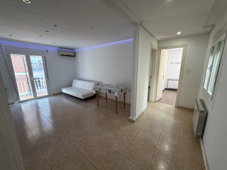 Pis  Carrer dels templers. Piso de 3 habitaciones exterior muy luminoso
