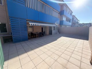 Flat  Carrer nostra senyora del carme. Piso semi-nuevo con gran terraza, 3 habitaciones, 2 baños comple