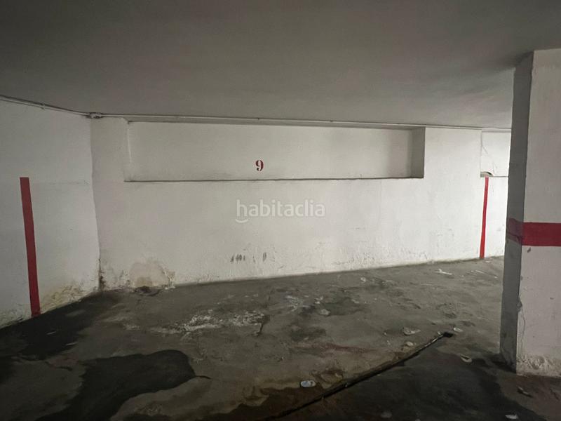 Foto 97637ff6-b9b7-40f9-bc4c-2179af4a94a4. Parking voiture dans Instituts-Universitat Lleida